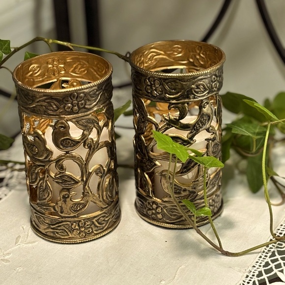 Pier 1 Scrollwork Candle Holders, size 6 x 3 - Picture 2 of 7